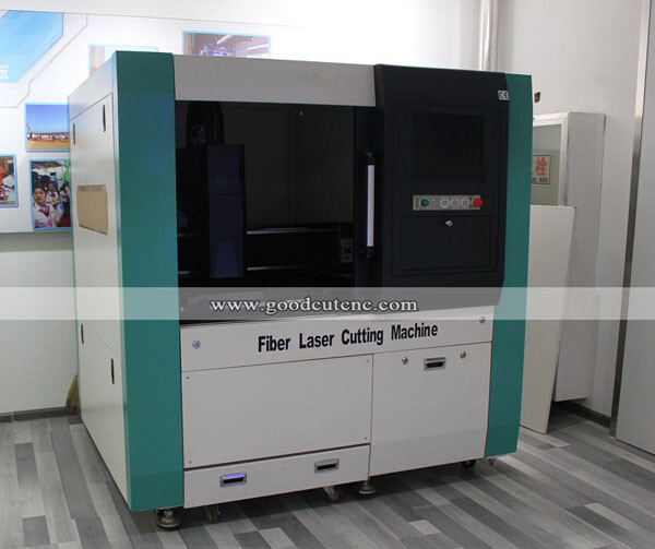 GC6040FC Small Size 6040 Fiber Laser Cutting Machine with Cover-4.jpg GC6040FC Small Size 6040 Fiber Laser Cutting Machine with Cover-4.jpg