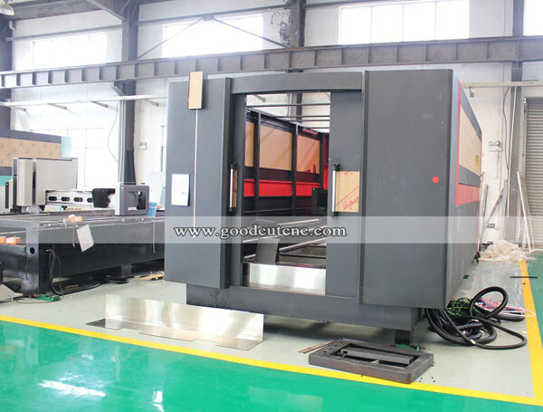 GC1530FC-D High Quality Customized All Cover Stainless Carbon Steel Fiber Laser Cutting Machine with Exchange Table2.jpg GC1530FC-D High Quality Customized All Cover Stainless Carbon Steel Fiber Laser Cutting Machine with Exchange Table2.jpg