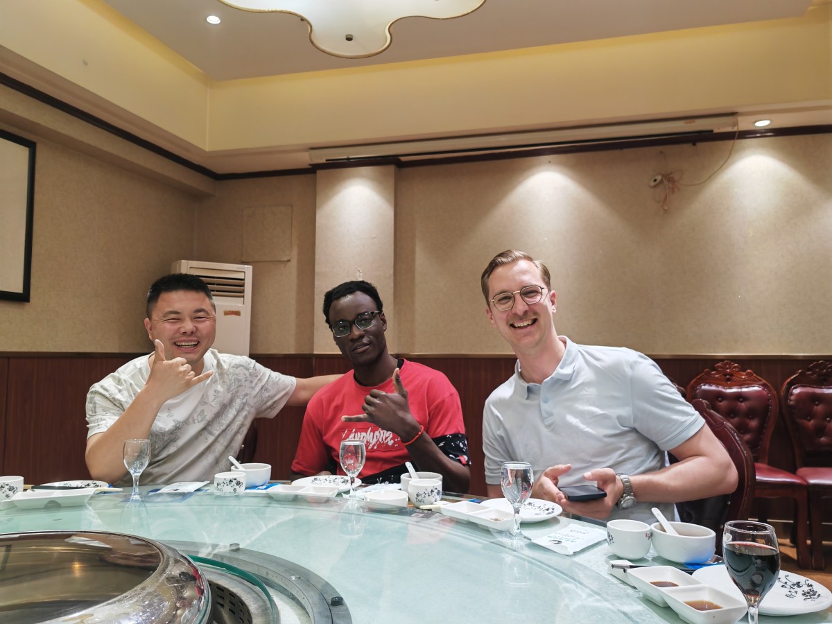 Lithuania Customer Deals for Co2 Laser Cutting and Engraving Machine 1.jpg Lithuania Customer Deals for Co2 Laser Cutting and Engraving Machine 1.jpg