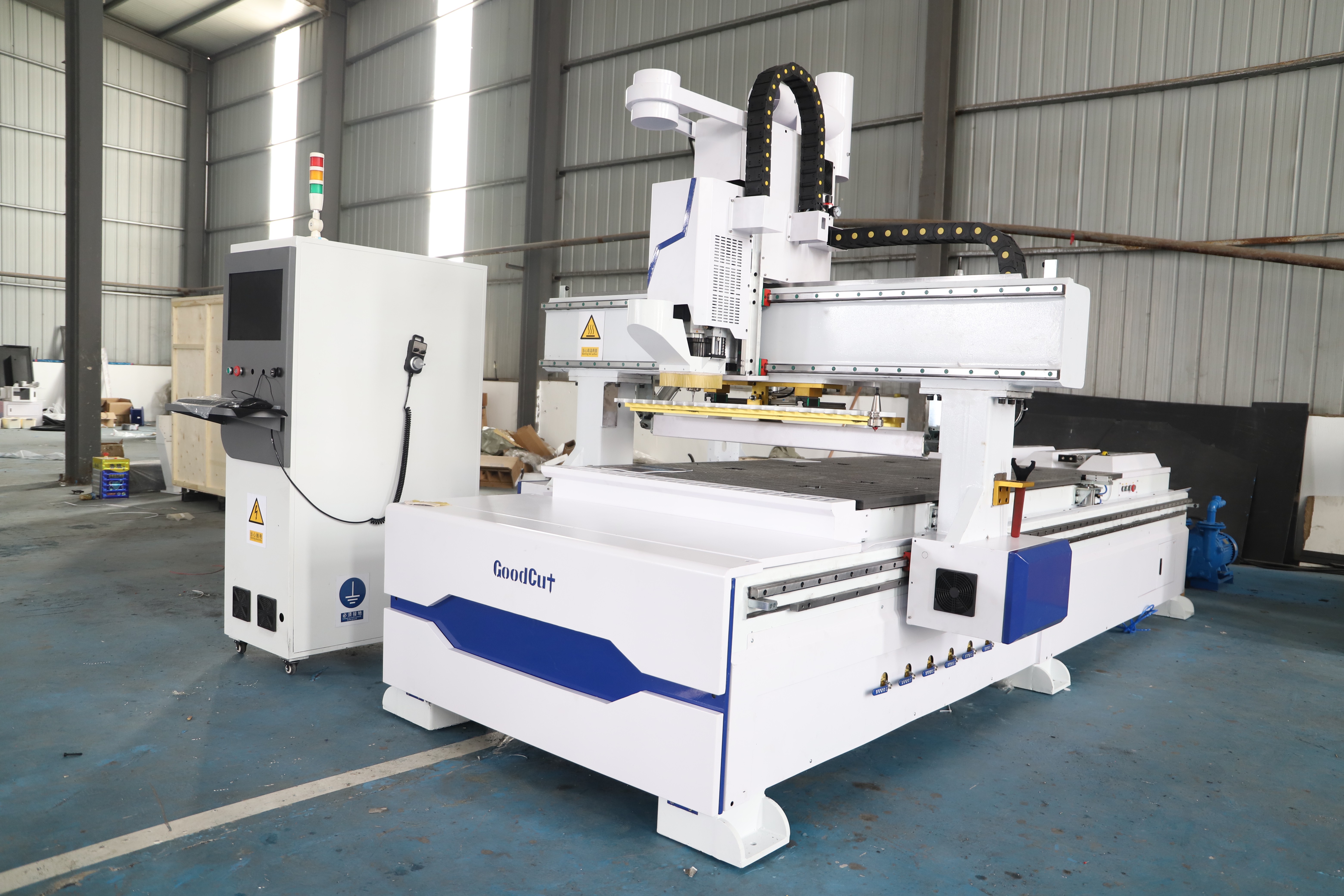 GC1325ATC Máquina CNC de Anidación con Cambiador Automático de Herramientas