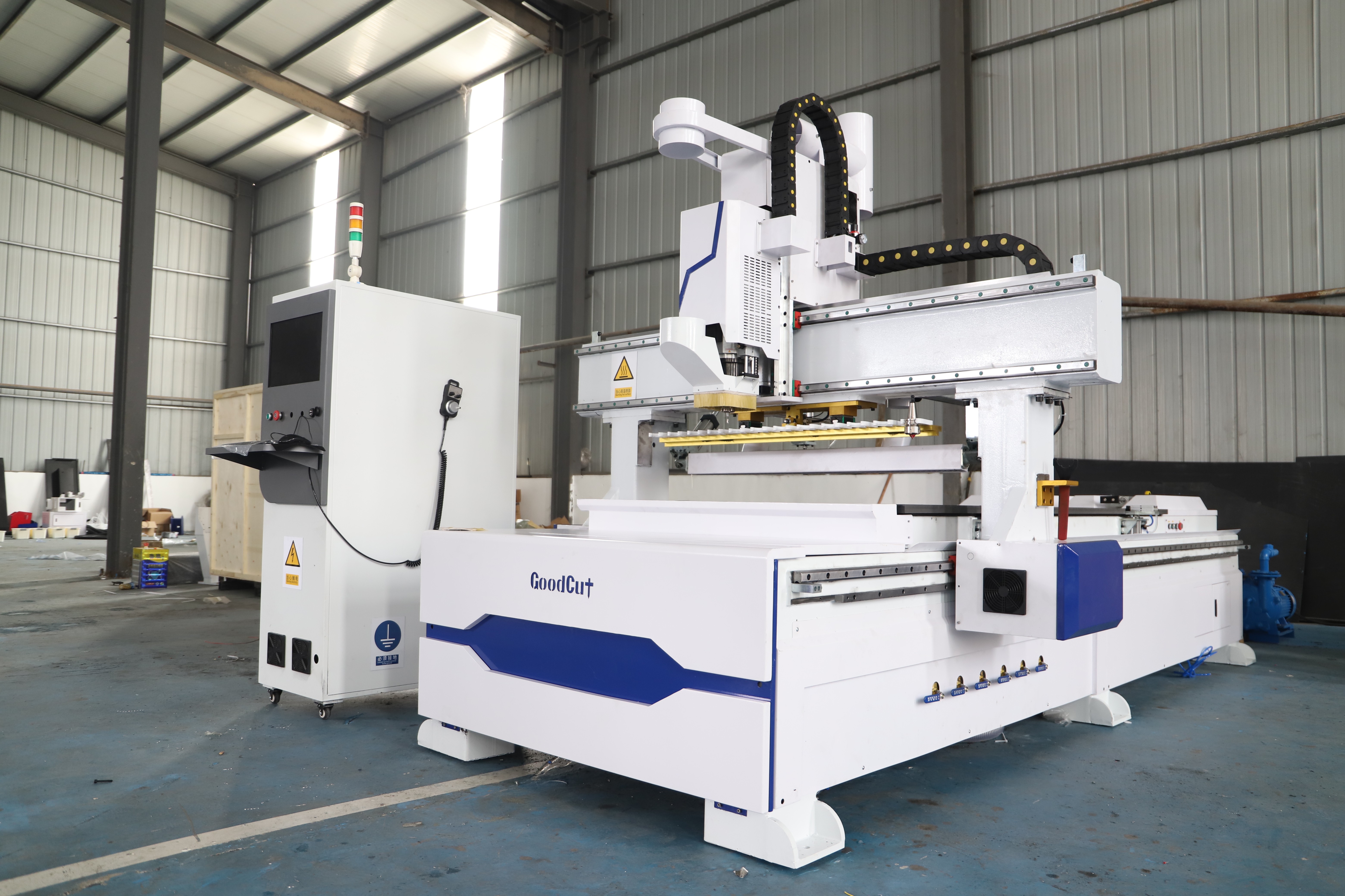GC1325ATC Máquina CNC de Anidación con Cambiador Automático de Herramientas