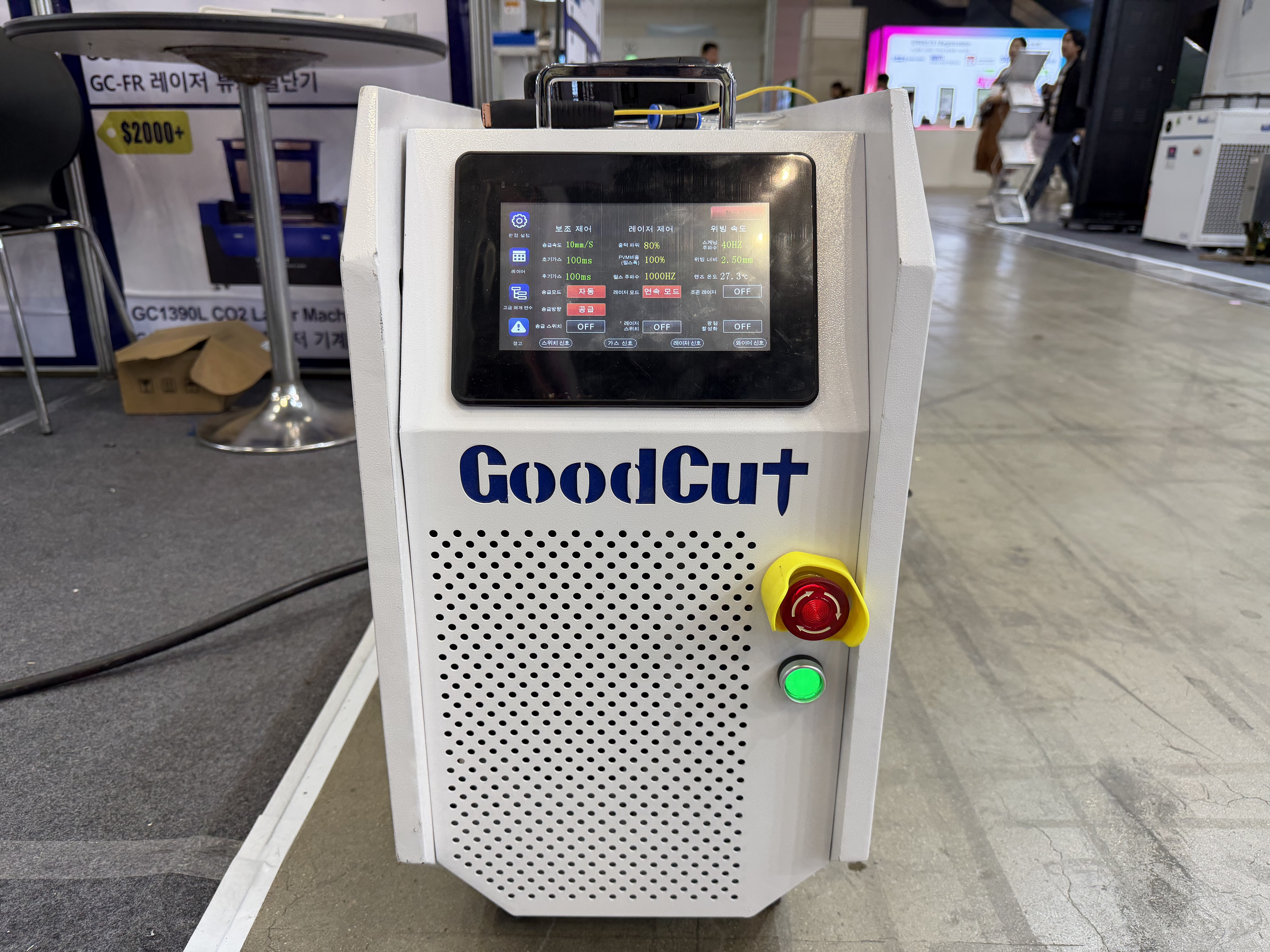 GC-WCCA Soldadora láser refrigerada por aire máquina láser 5 en 1 de soldadura, corte y limpieza