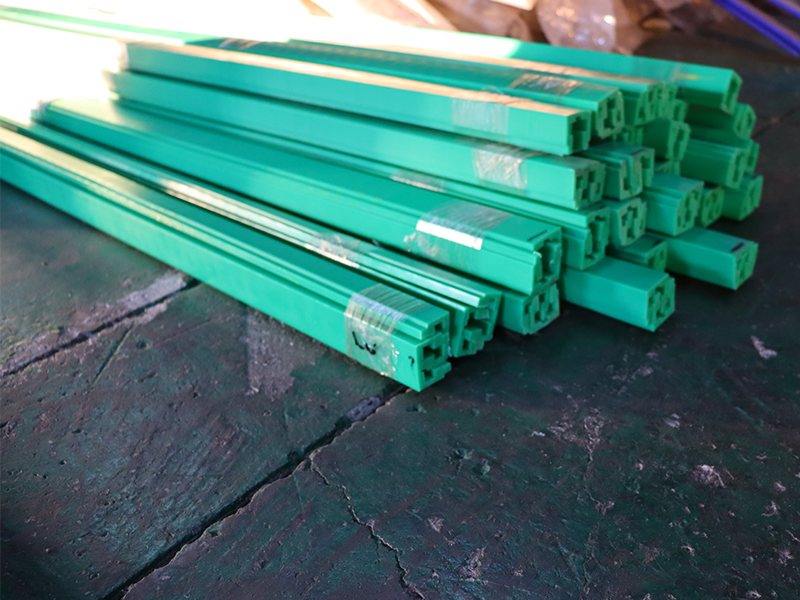 TIRAS DE DESGASTE DE UHMWPE