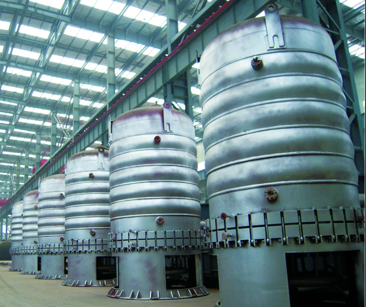 Polycrystalline silicon reduction furnace