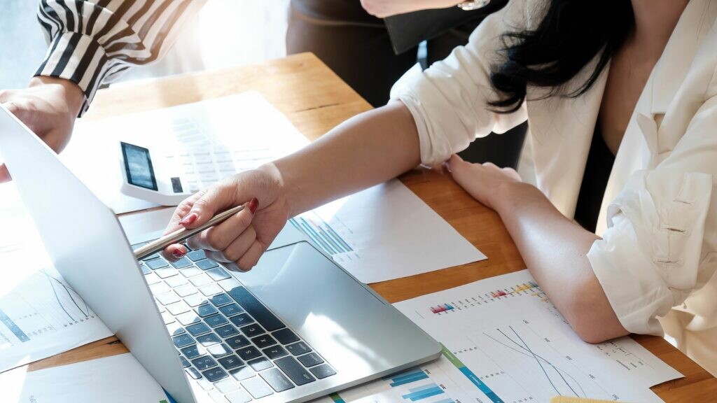 Advisory services for investors CSJSEZ is the premier provider of land development services for sale and lease in Cambodia.  Our team of experts has extensive experience in land planning, zoning and engineering to ensure that each of our developments meets the highest standards of quality, safety and sustainability.