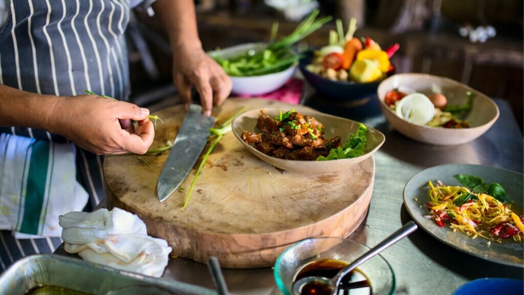 Recreational facilities CSJSEZ offers a wide range of recreational facilities to enhance the livability and sustainability of our community. Our services include a comprehensive banking system, markets, room and board services, and recreational facilities. We know that access to these amenities is vital to the well-being of our community and we are committed to providing them in a convenient, accessible and affordable manner.