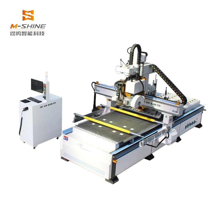1328 4-осевой многофункциональный ленточнопильный станок с ЧПУ ATC
