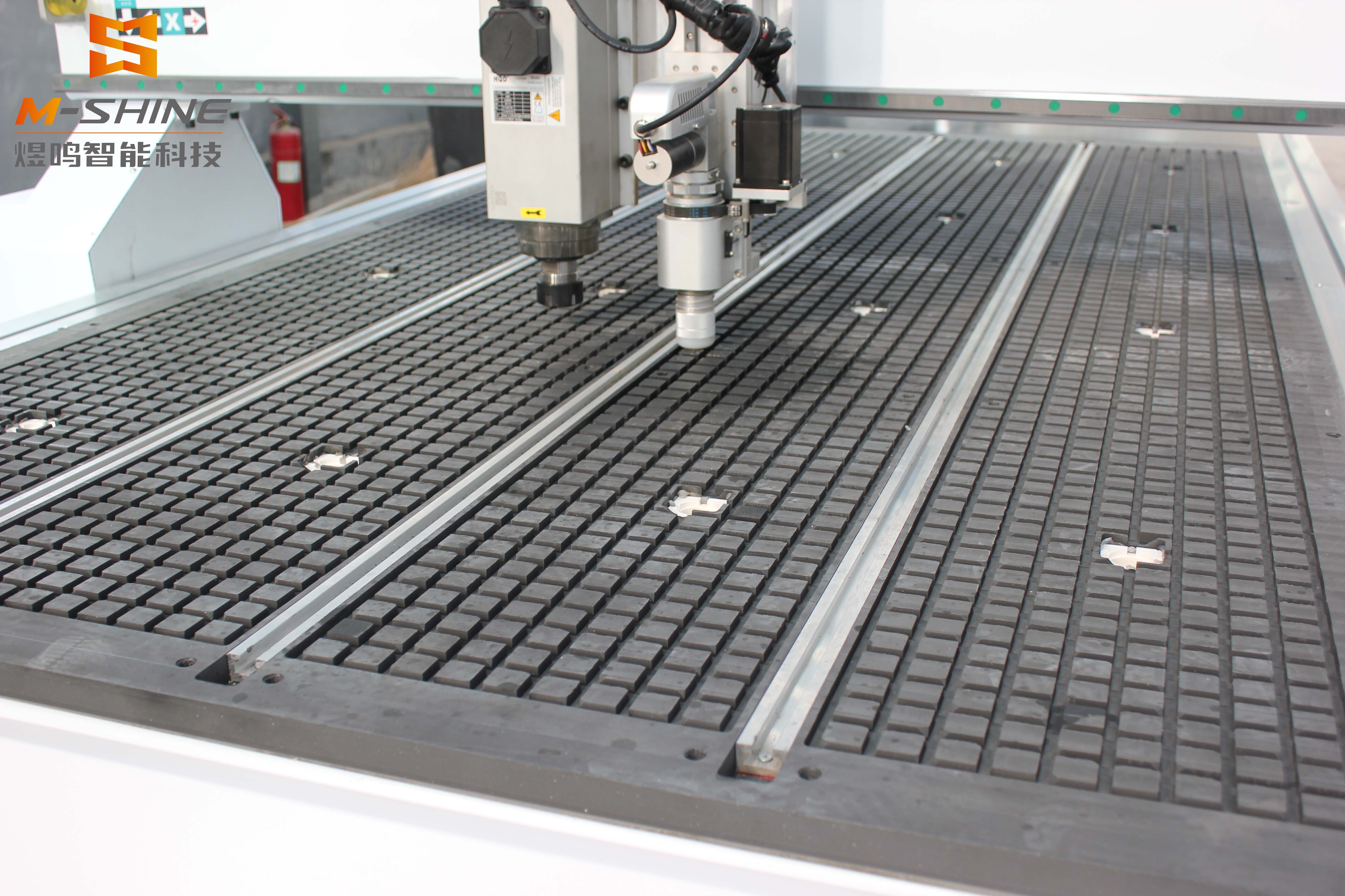 Резьбонарезной станок с вибрационным ножом