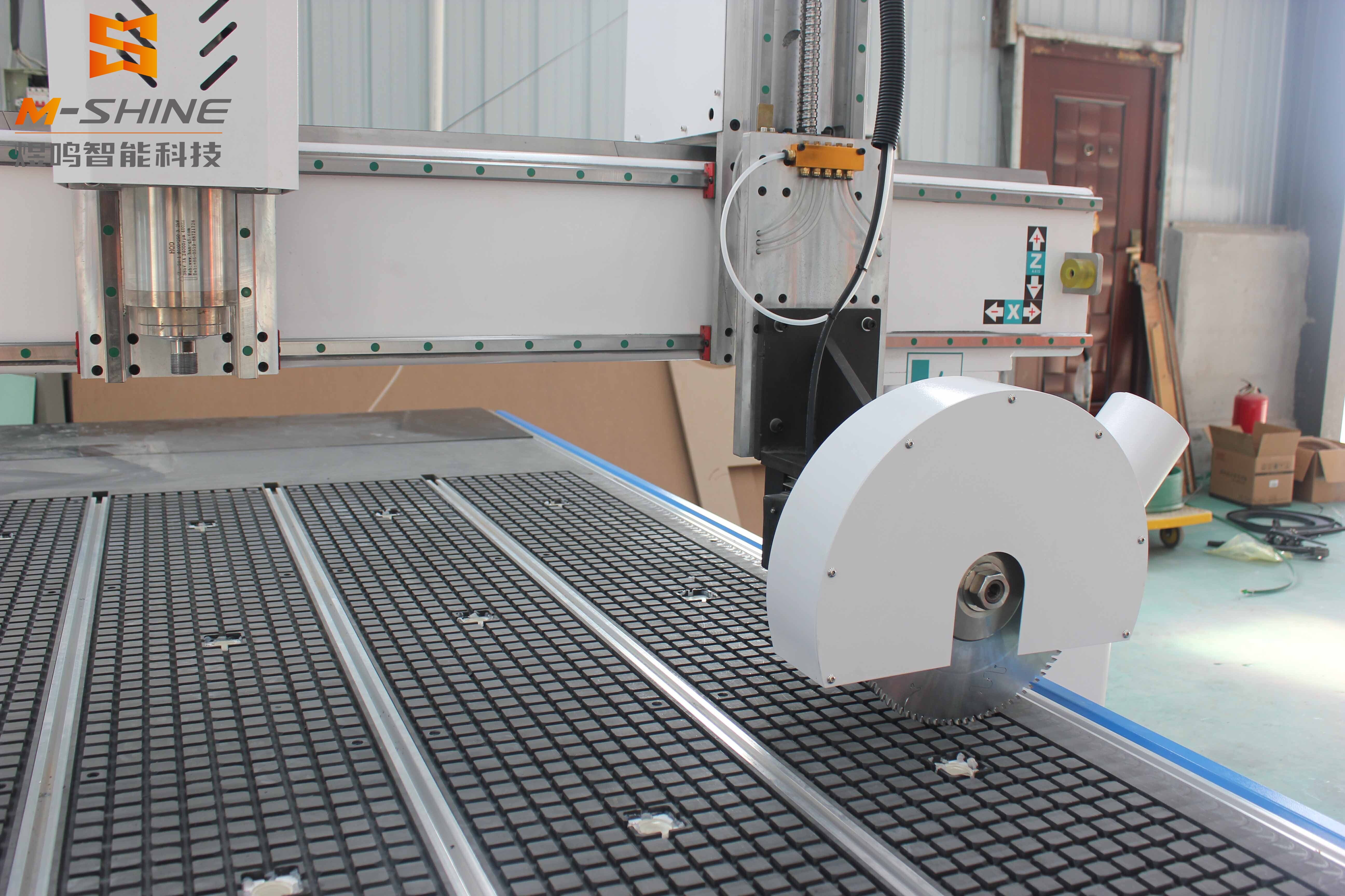 1325 гравировальный станок с пильным диском