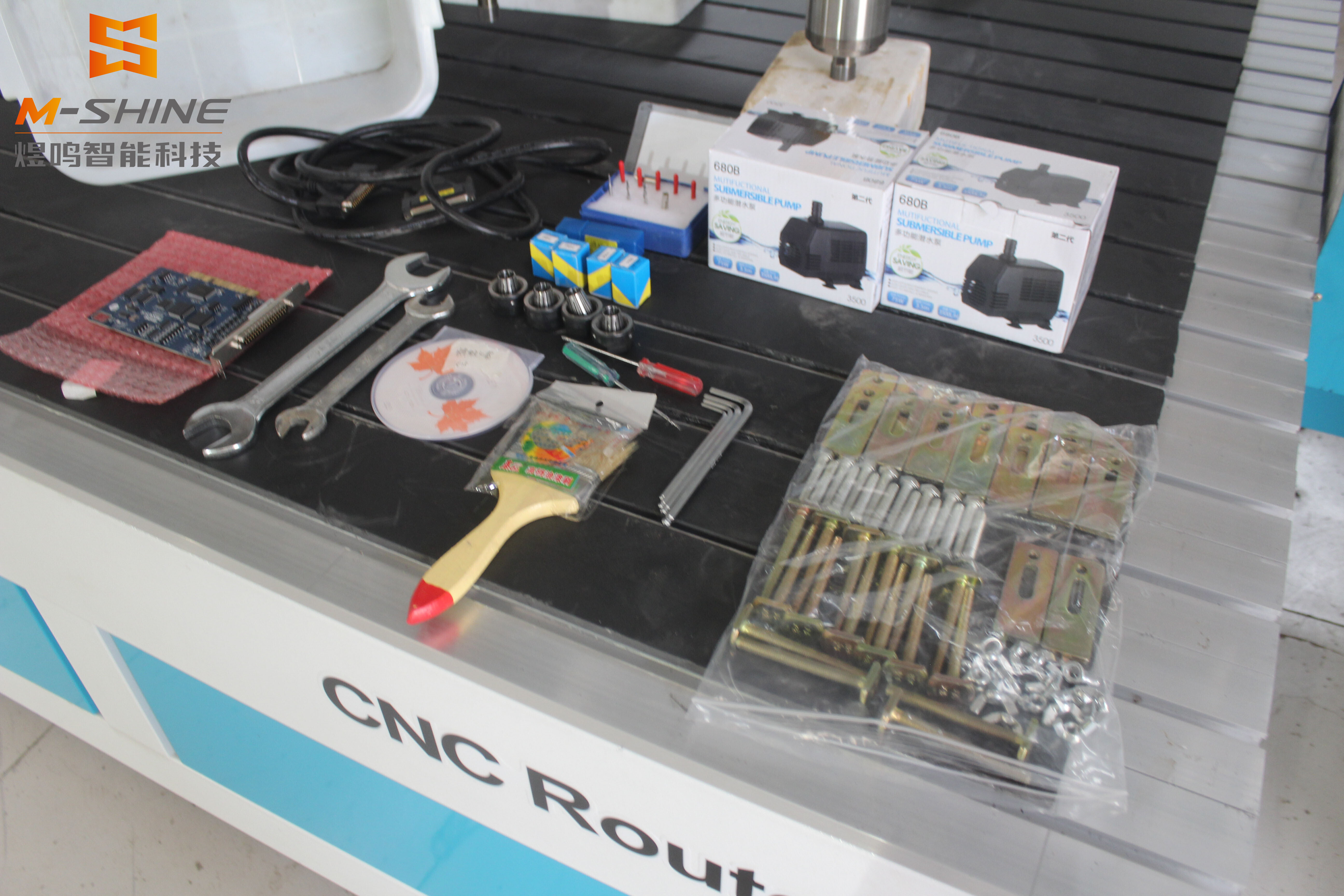 1825-4 деревообрабатывающий станок