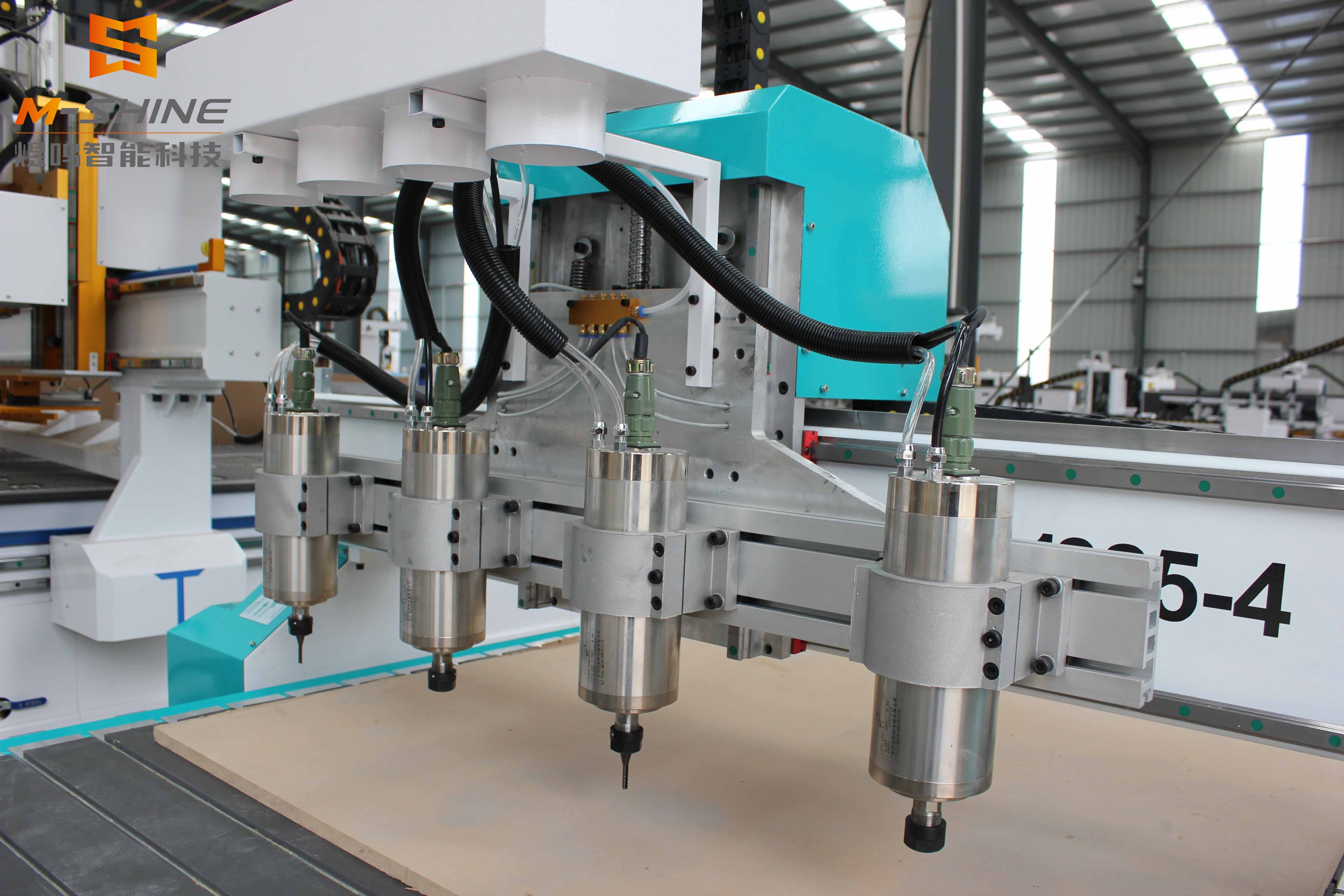 Почему системы охлаждения четырех основных осей станка с ЧПУ для гравировки по дереву неодинаковы?