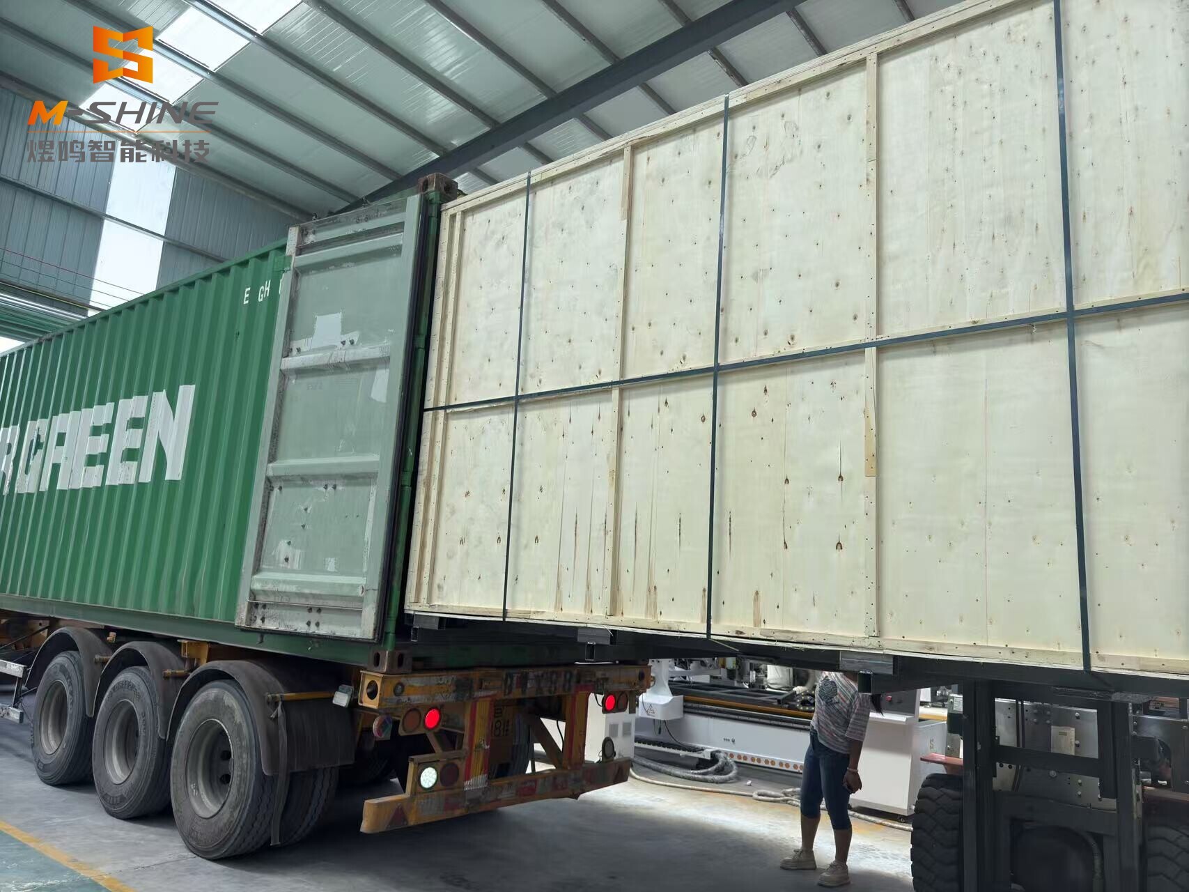 1540 модель atc cnc фрезерный станок пересекает Тихий океан с отличным качеством и отправляется в США