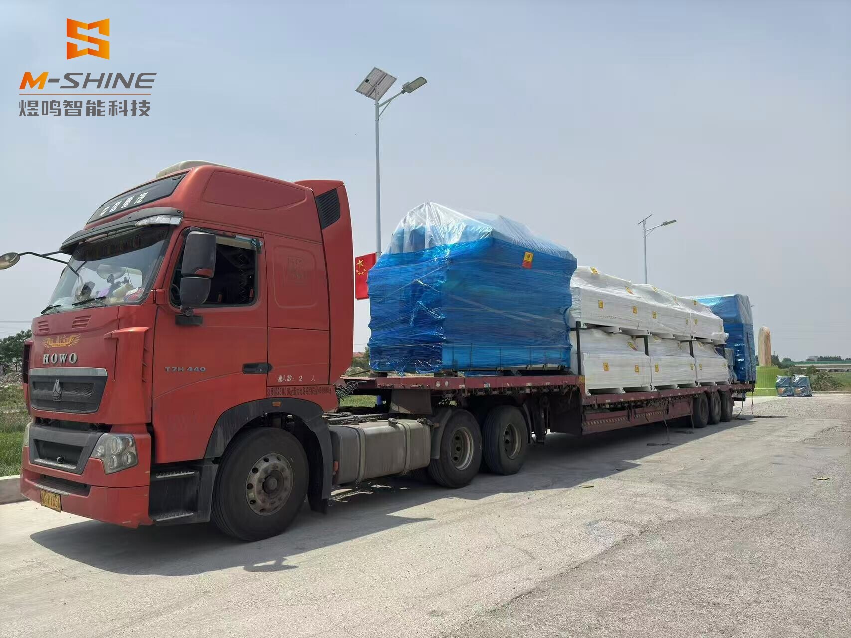 JINAN M-SHINE Machinery успешно отправляет множество деревообрабатывающего оборудования во Вьетнам