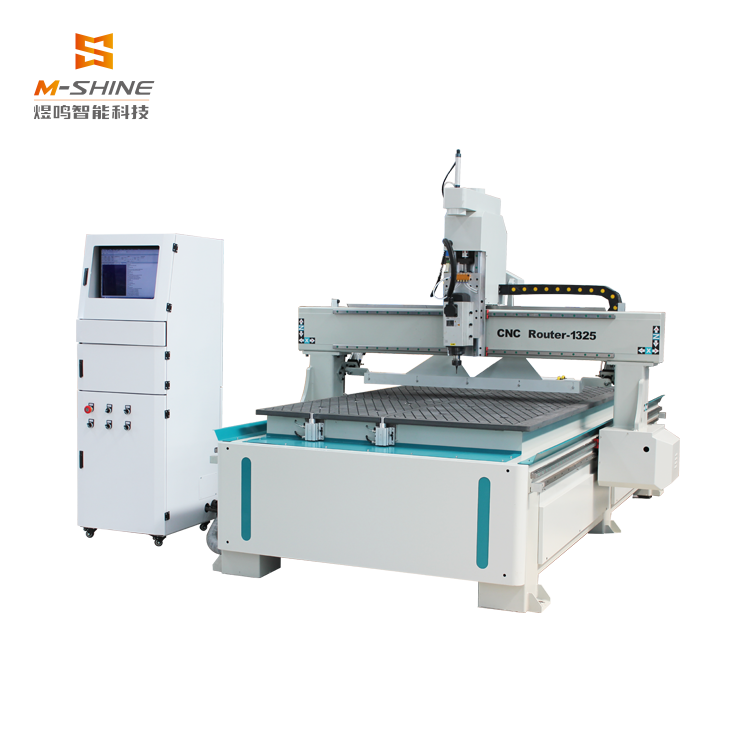 Фрезерный станок с ЧПУ по дереву