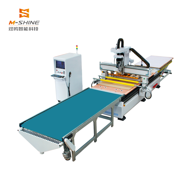 M-shine 1328 Центр прямой обработки с автоматической сменой инструмента для резки и гравировки MDF, OSB, PVC