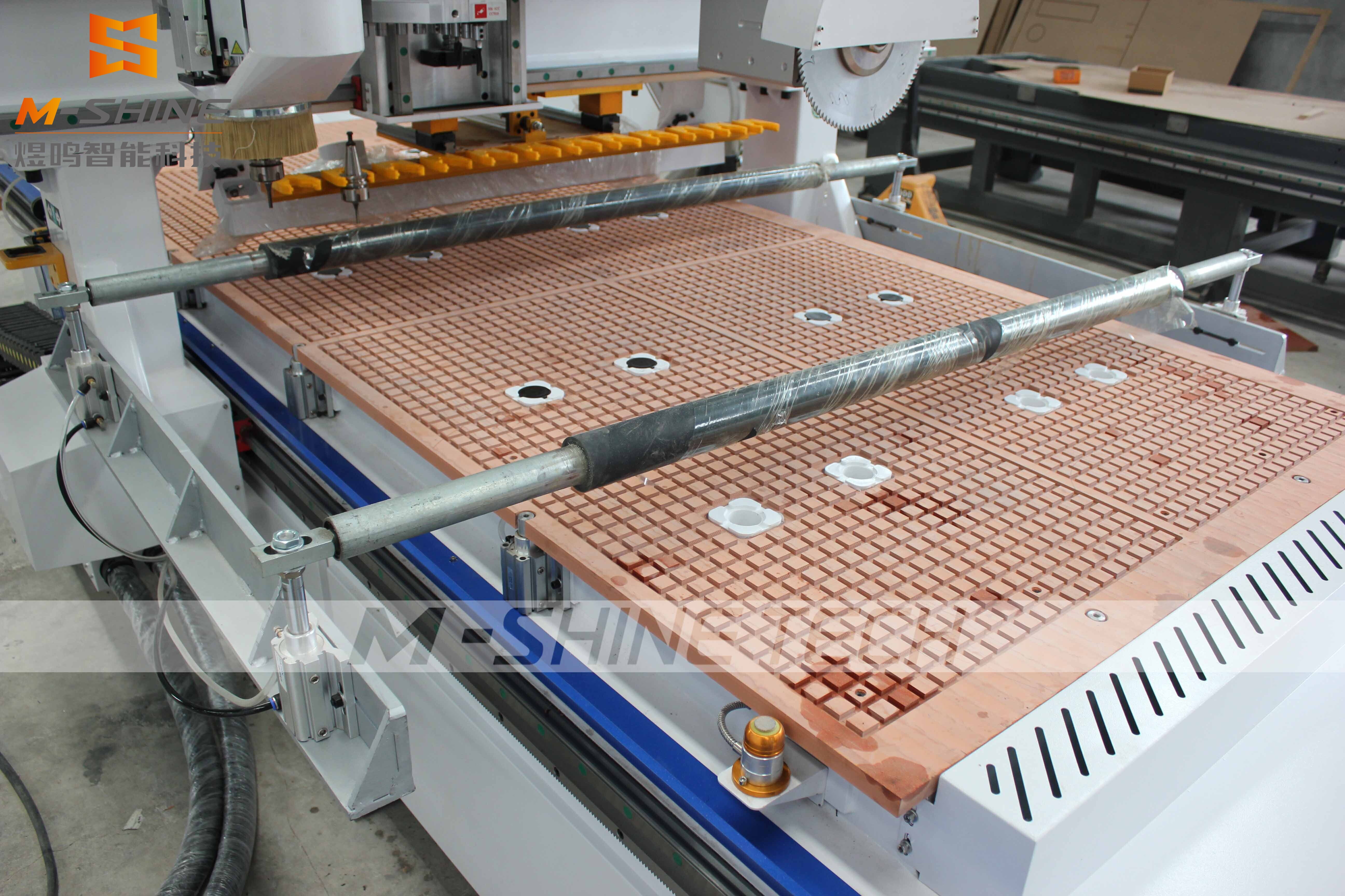 Каковы причины плохого эффекта всасывания у вакуумного стола деревообрабатывающего ЧПУ станка с автоматической сменой инструмента и вложением?