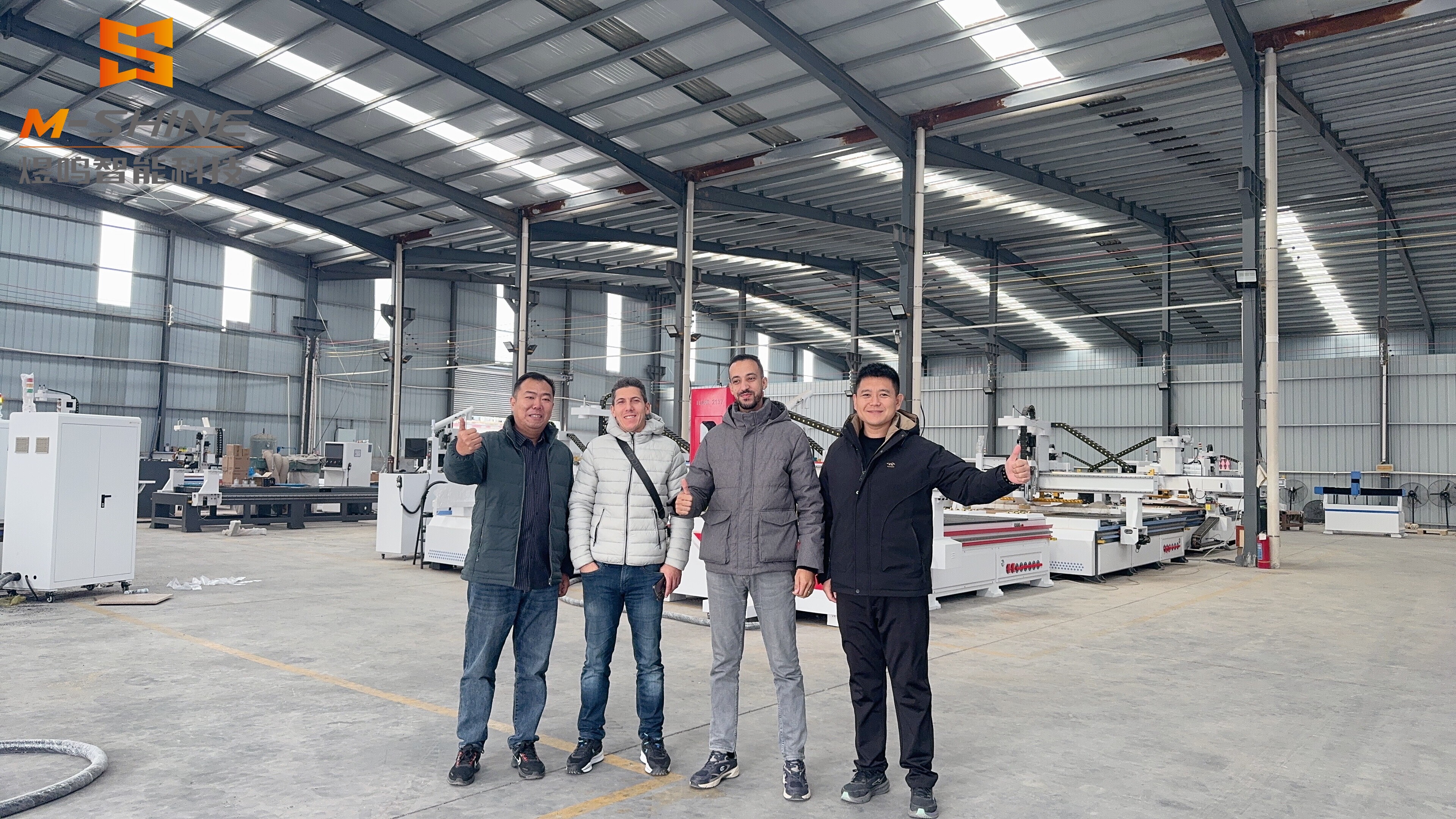 Британская точность встречает китайские инновации: Paul Machinery инвестирует в передовые решения для производства мебели от JINAN M-SHINE