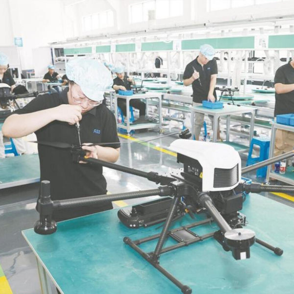 无人机生产线-(3).jpg