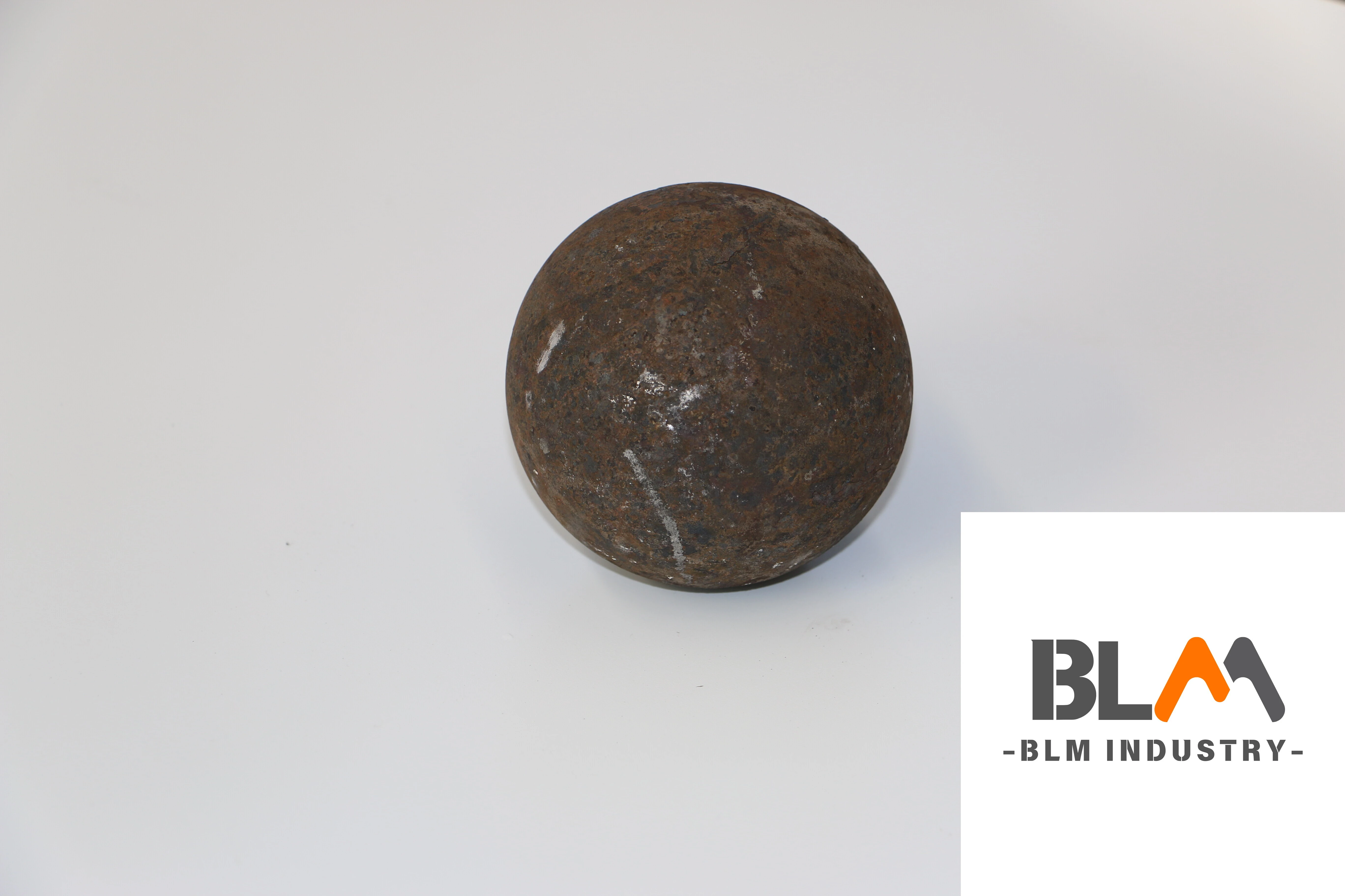 10mm-200mm Grinding Media Forged Steel Ball 