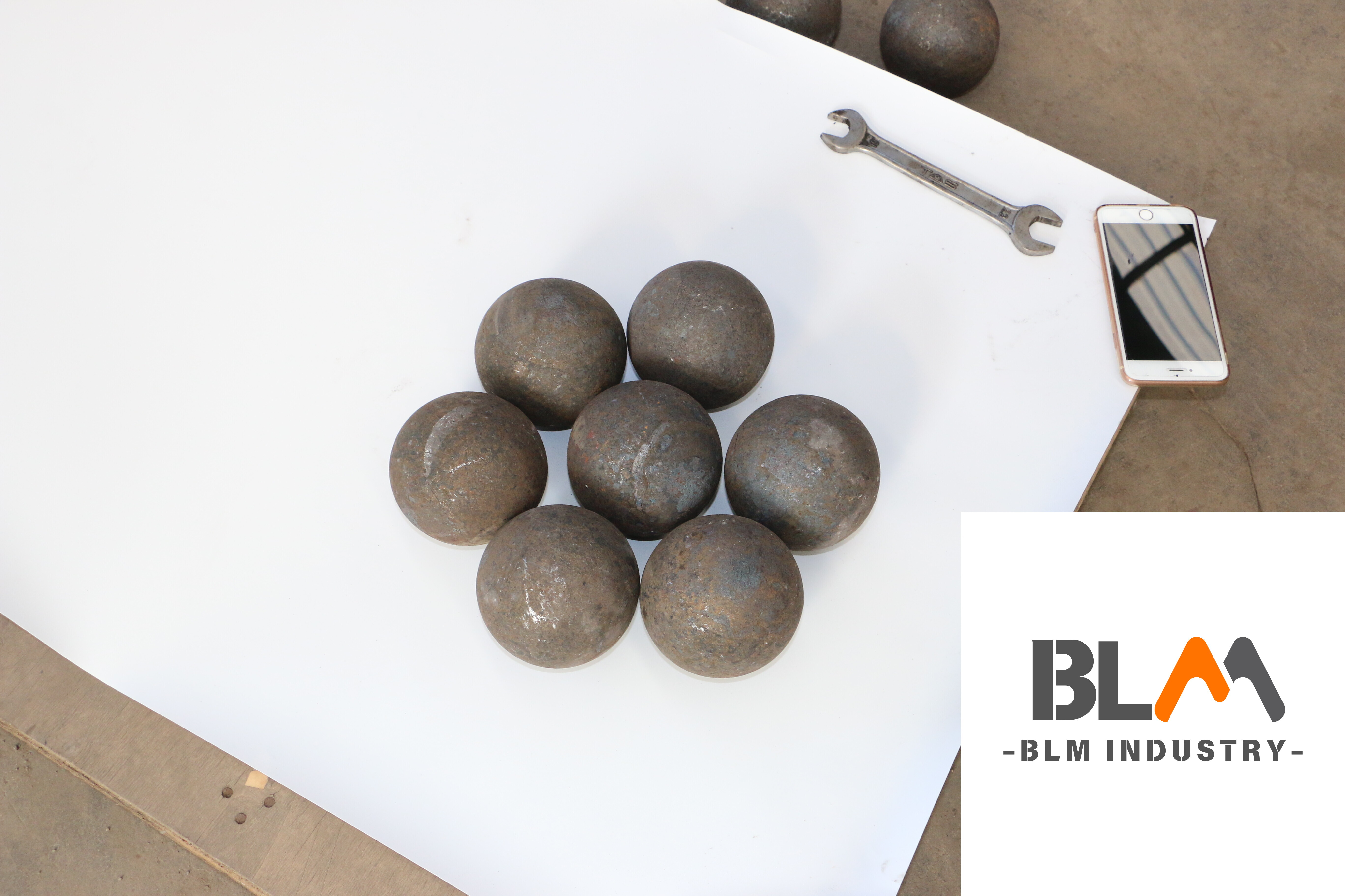 Bolas de molienda de alto rendimiento para minería, cementeras ( BLM )