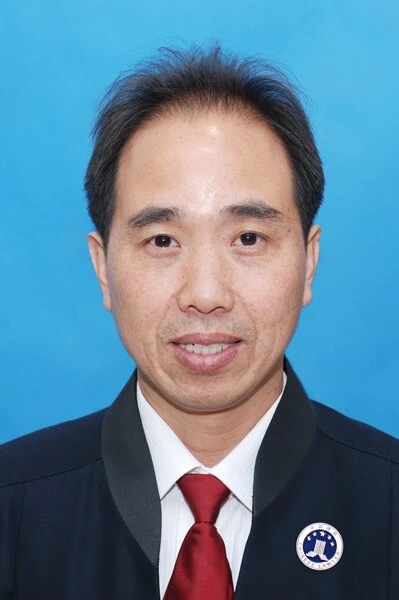 潘卫国