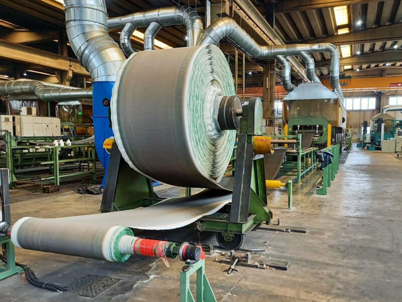 Sabuk konveyor poliester