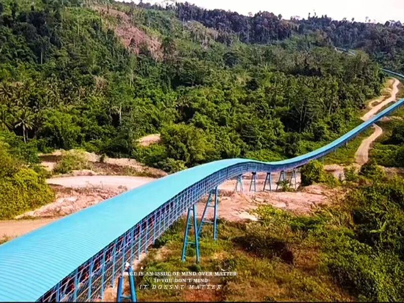 Konveyor sabuk berbelok horizontal