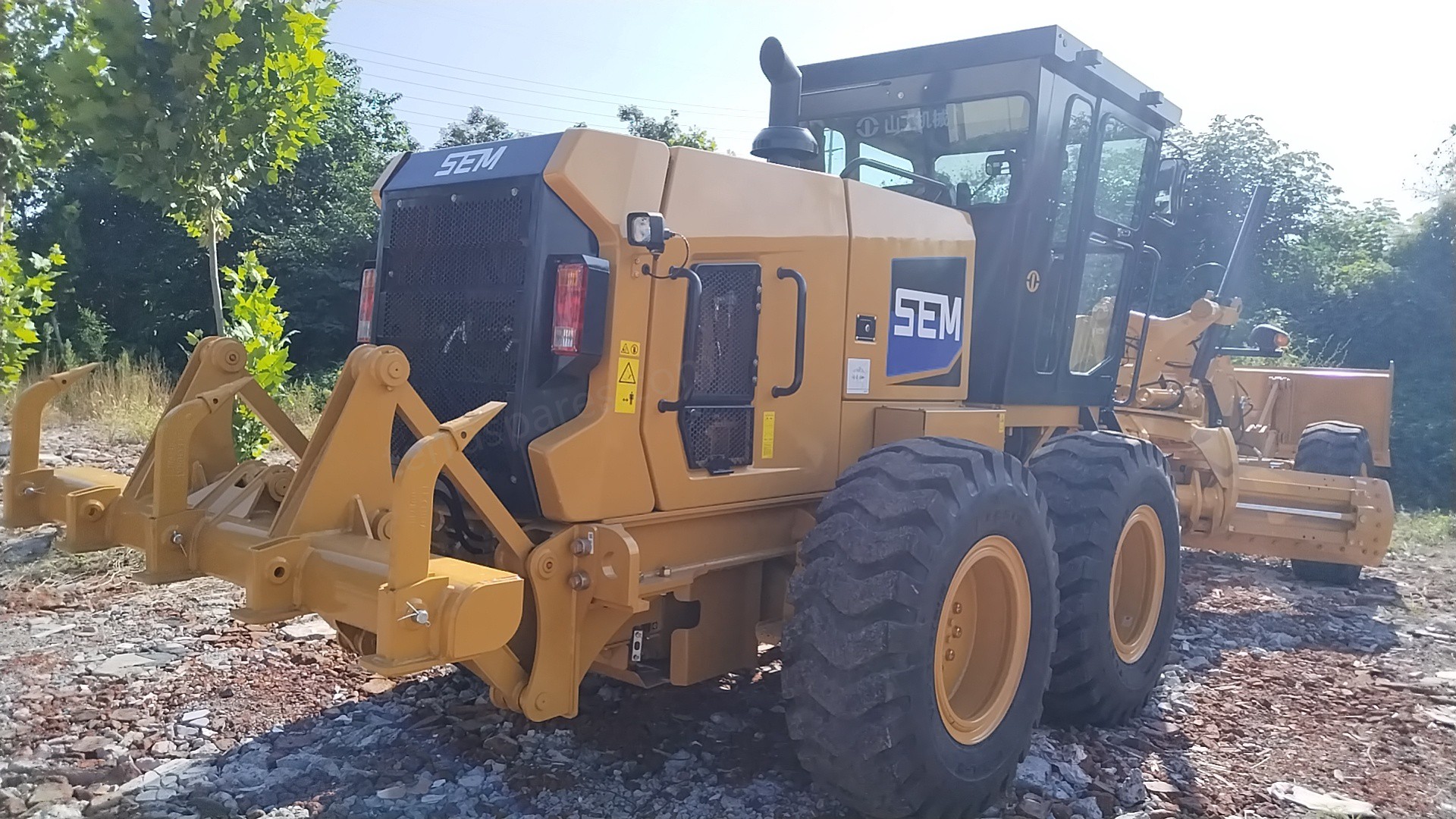 Автогрейдер SEM 919 AWD