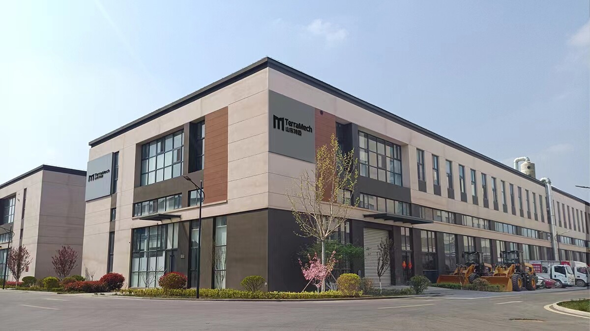 SEM parts warehouse.jpg