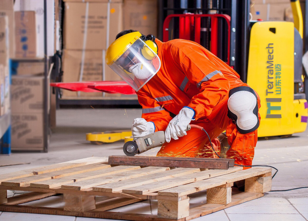 La siderúrgica aumenta su producción ante la creciente demanda del mercado La siderúrgica aumenta su producción ante la creciente demanda del mercado