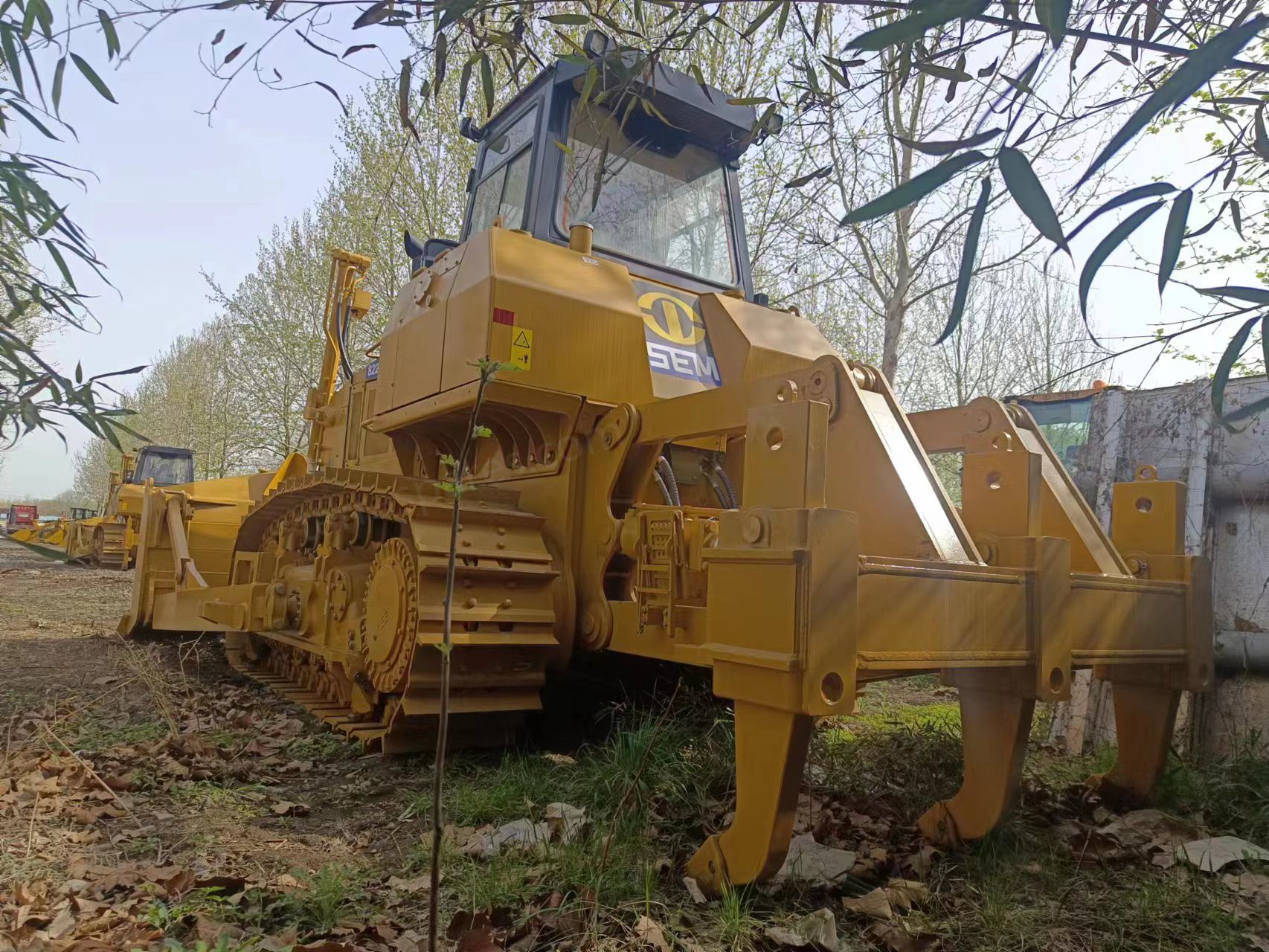 Bulldozer de servicio pesado SEM 822D de 22 toneladas