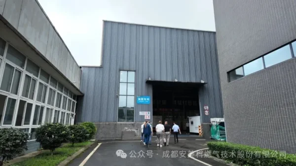 共赴能源转型之约！国外客户到访3133拉斯维加斯，共鉴中国燃气发电实力