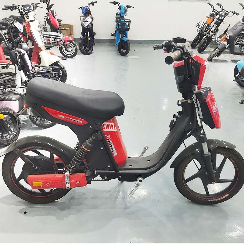 Factory Direct Sales Digital Display 500w Electric Bike 48V Battery Two-wheel Electric Bicycle Urban With LED Headlights