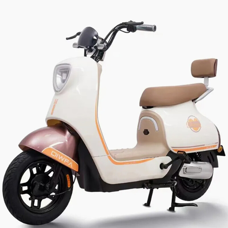 Exquisite Workmanship Two-wheel Electric Bicycle Cost-effective 500w Third Gear Shift Electric Bicycle with Digital Display