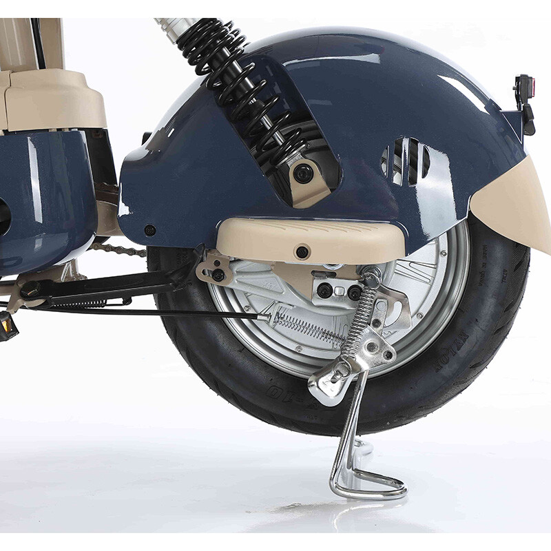 Hot Manufacturers Direct Sales Two-wheel E Bike Good Quality 3-speed Shift Electric Bicycle With LED Headlight