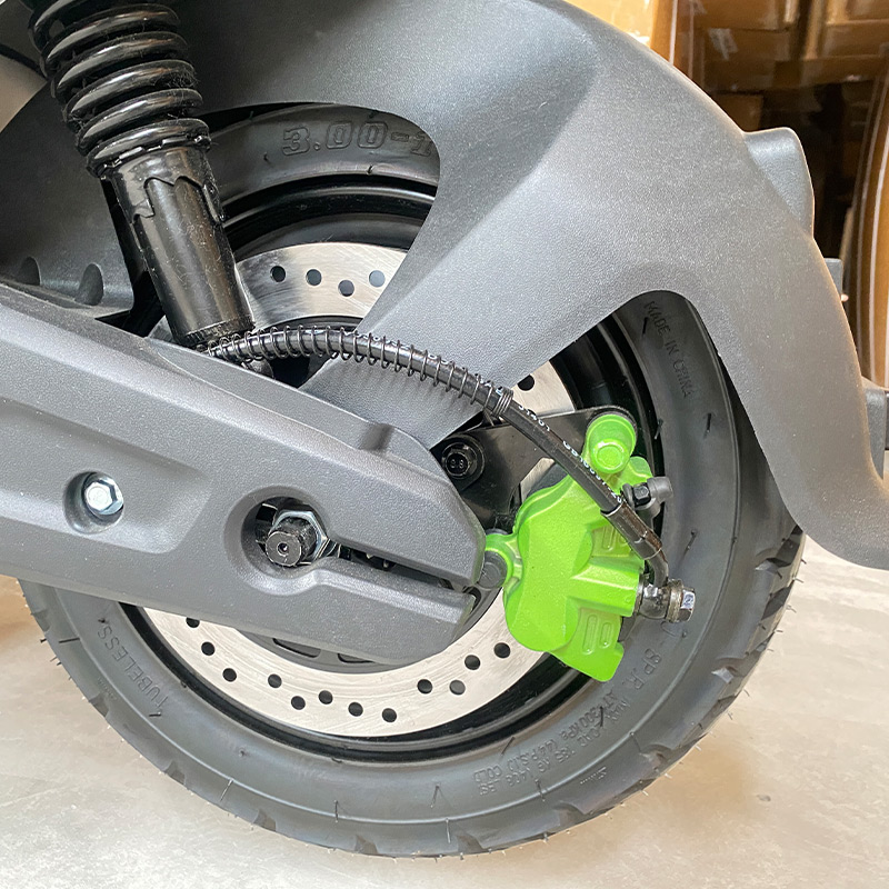 New Model Exquisite Workmanship 2 Wheel Electric Motor Cycle Three Speed Switch 1000W 60V/72V 32Ah Electric Motorcycle