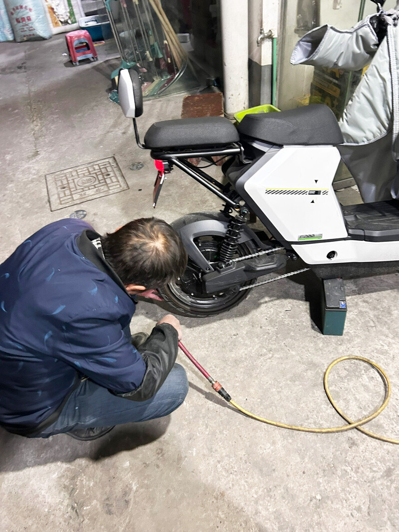 Daily Electric Bicycle Care Guide: Master These Tips for a Longer-Lasting Ride