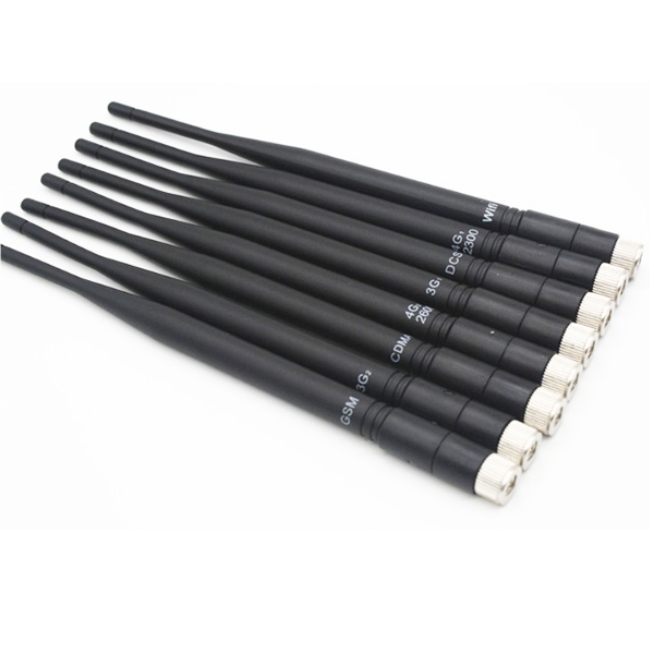 920MHZ 增益 6dbi 驻波比 ≤1.5 . SMA 公连接器的橡胶天线 XMR-J047