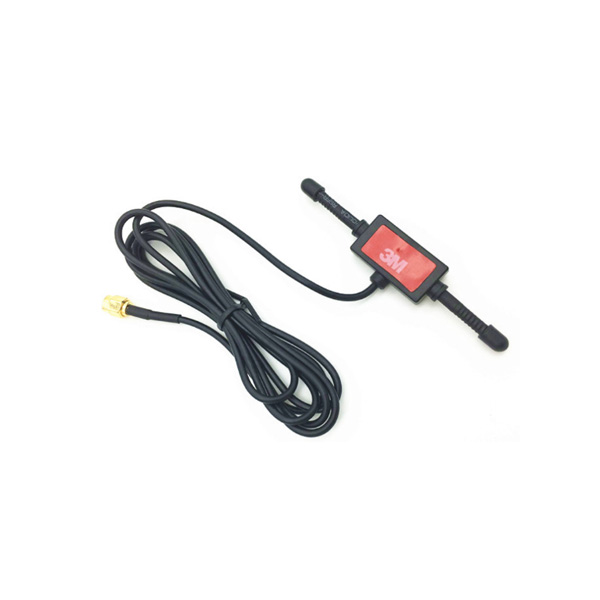 88mm 驻波比≤1.5 . SMA 公连接器的 GSM 贴片天线 XMR-T008