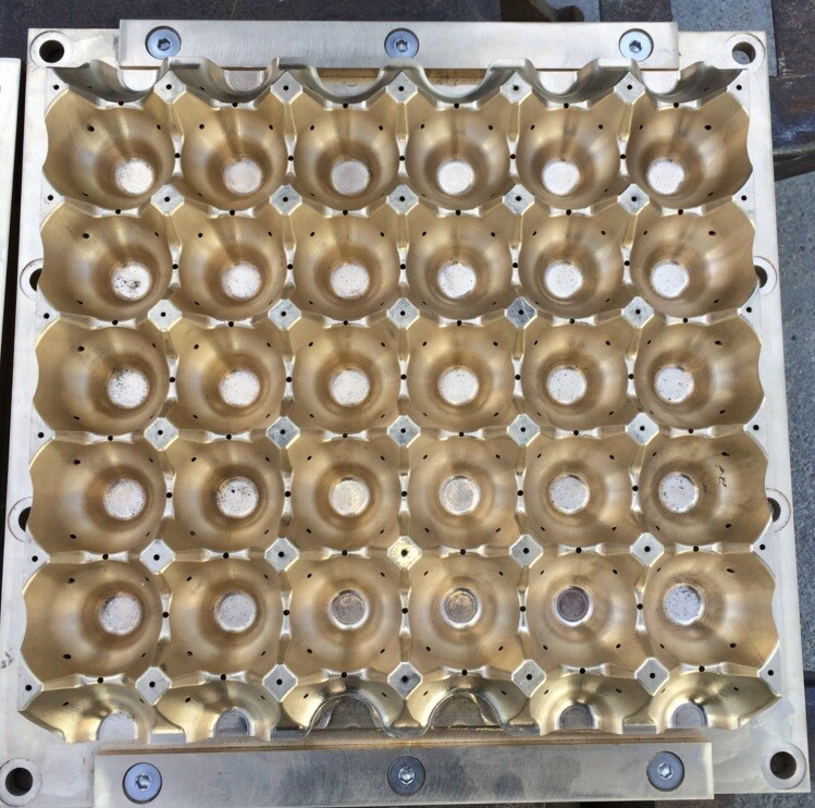 egg tray2.jpg egg tray2.jpg