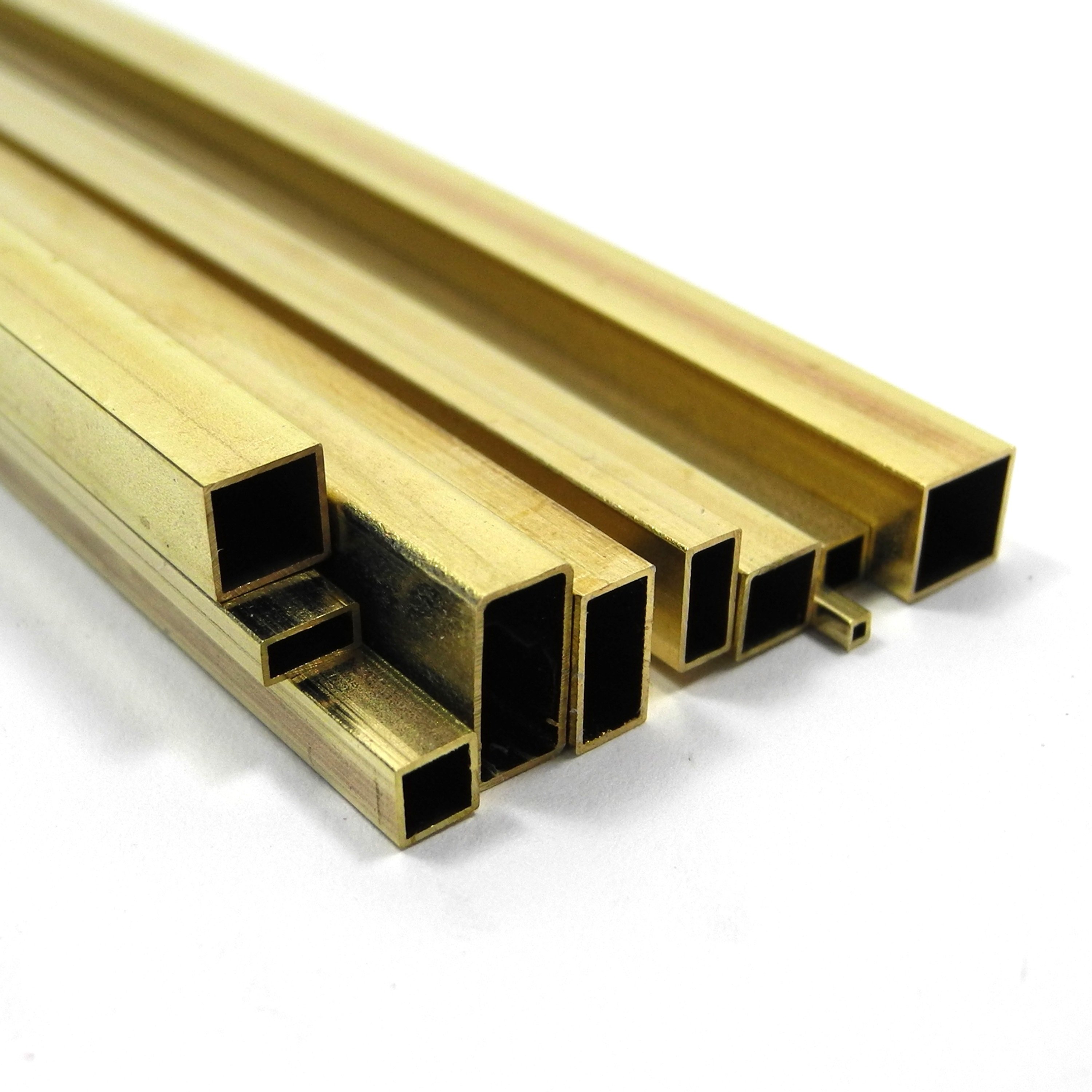 Tubo de latón C44300