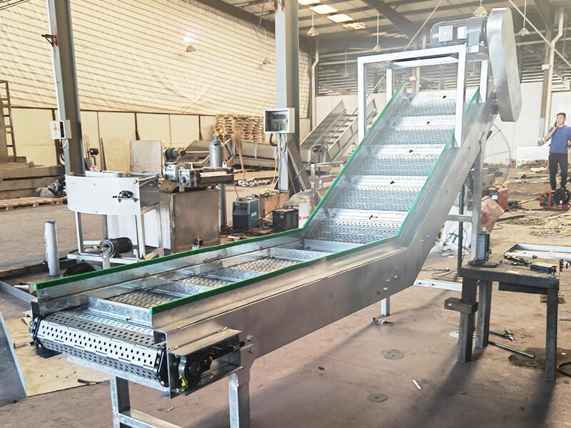 Apa saja karakteristik konveyor rantai?