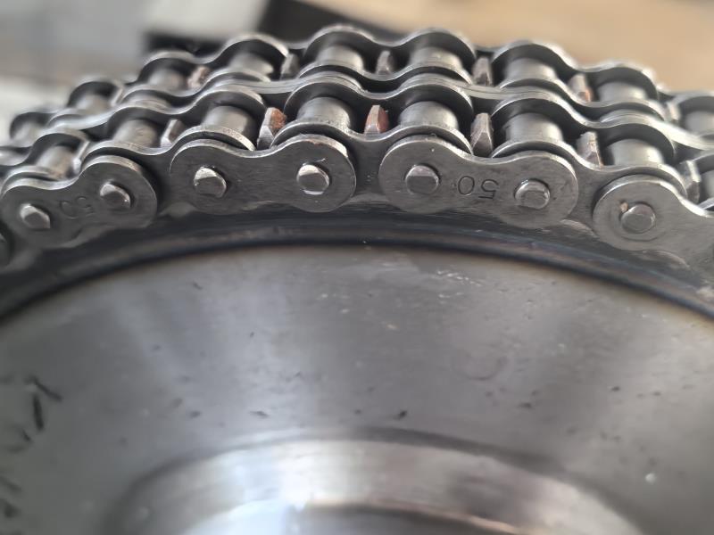 Rantai kustom non-standar