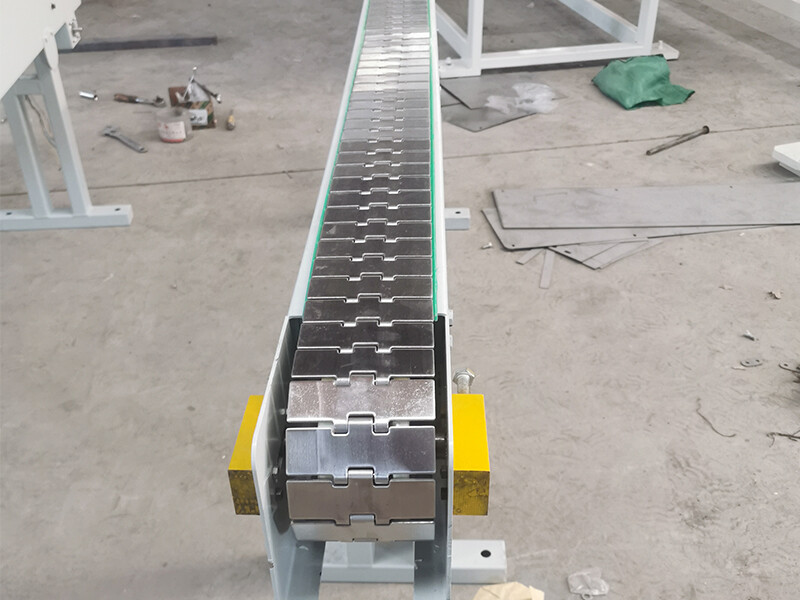 Konveyor rantai atas datar
