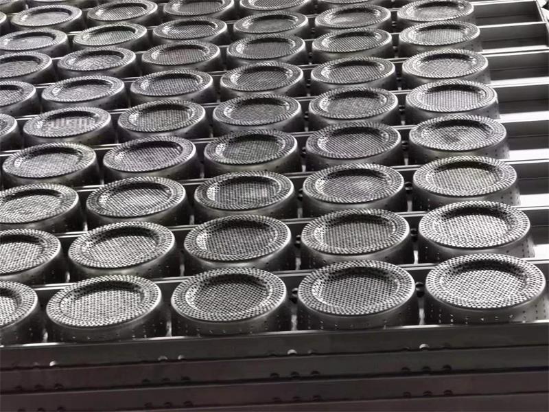 Apa saja poin penting dalam proses pembuatan kotak penggorengan mi instan?