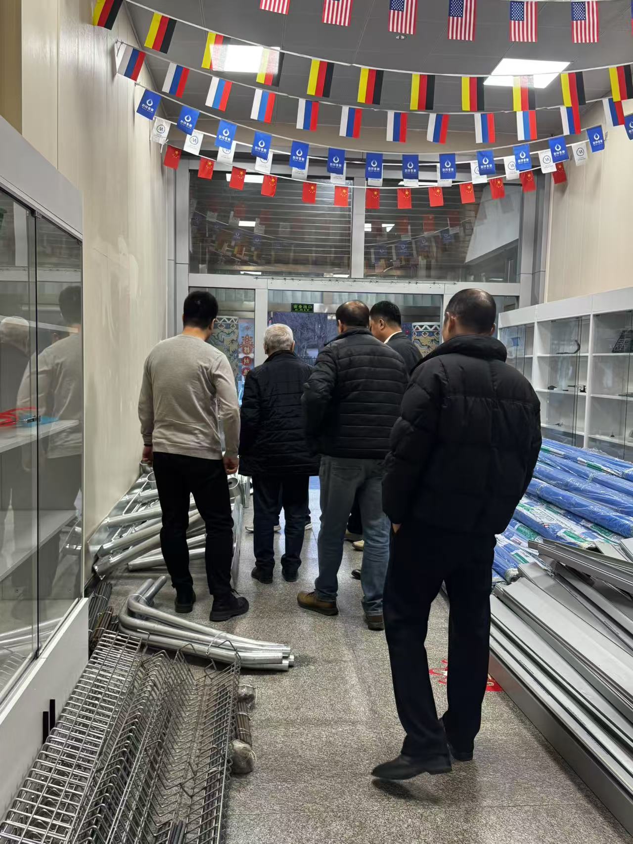 Международная компания International Dairy Solutions посещает компанию Jinan FowCows Agri-Tech Co., Ltd. для изучения передового доильного оборудования Международная компания International Dairy Solutions посещает компанию Jinan FowCows Agri-Tech Co., Ltd. для изучения передового доильного оборудования