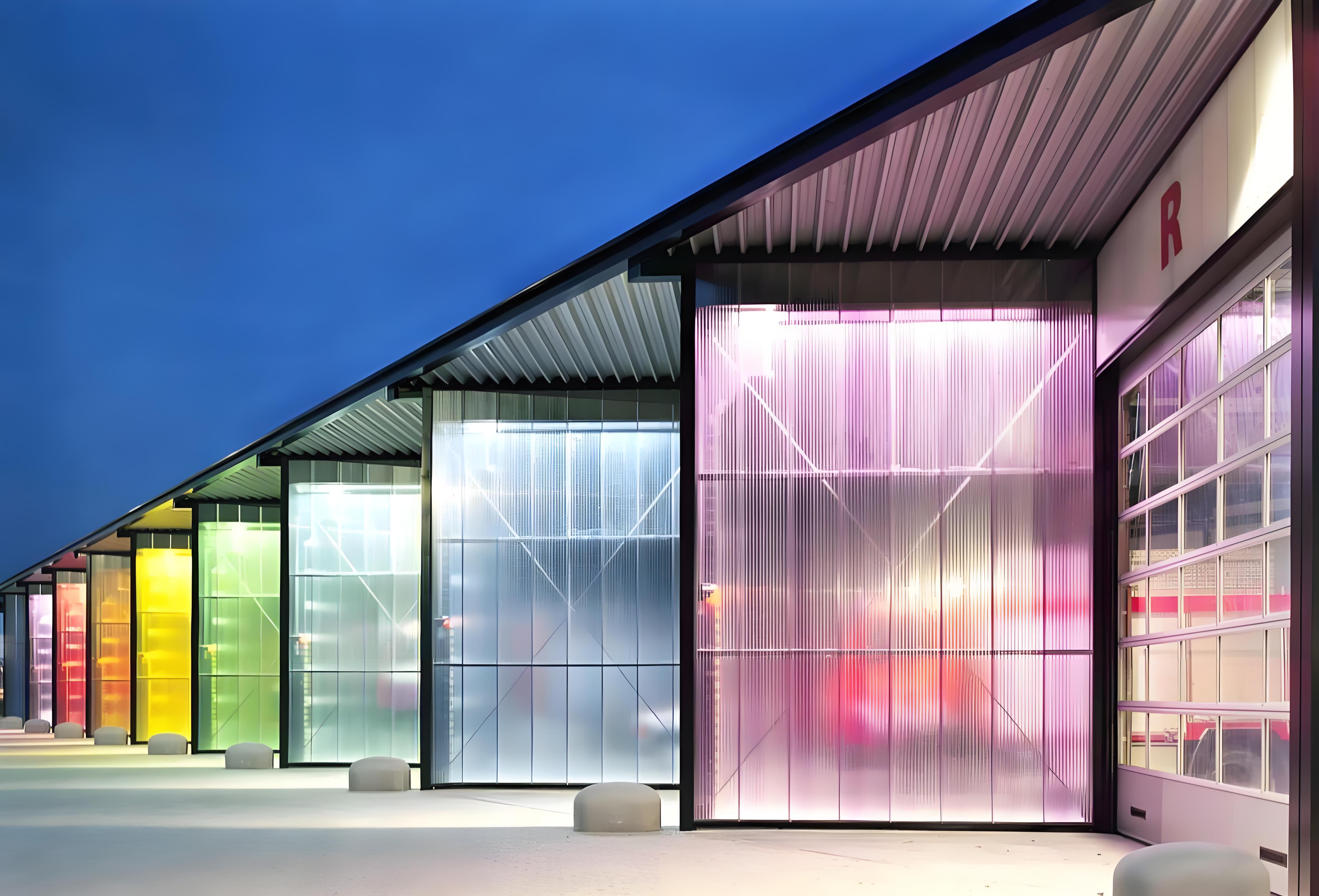 POLYCARBONATE HOLLOW BOARD