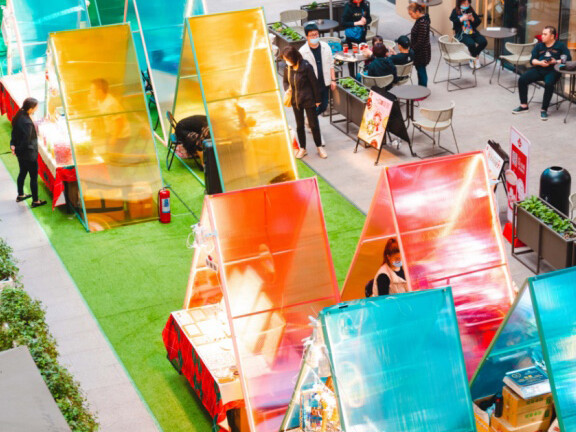 6-Shop decoration.jpg