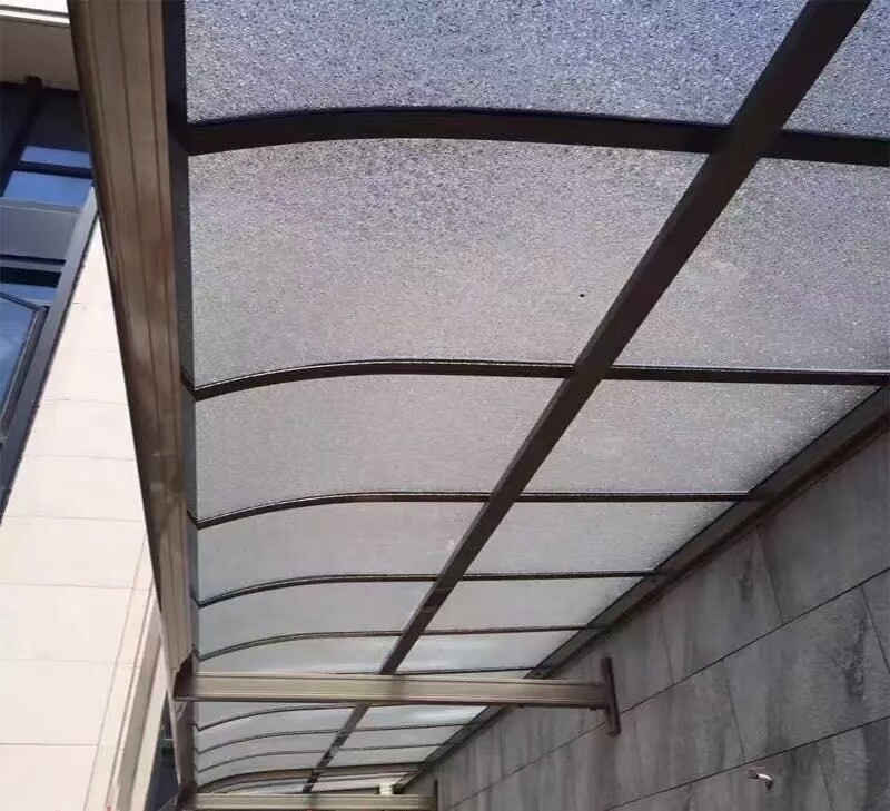 POLYCARBONAT PARTICLE BOARD