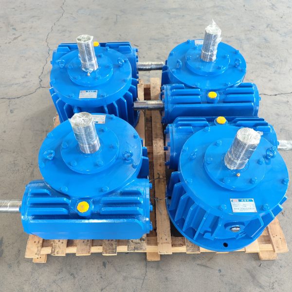 WH серия дуговые зубчатые цилиндрические червячные редукторы 微信图片_20240506111342.jpg